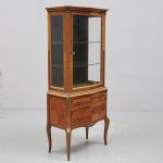 1349 1349 DISPLAY CABINET